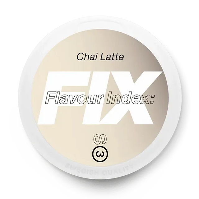 Fix Chai Latte nicotine pouch can. Brown and white design, all white slim pouch with chai latte flavor. Spicy and smooth.